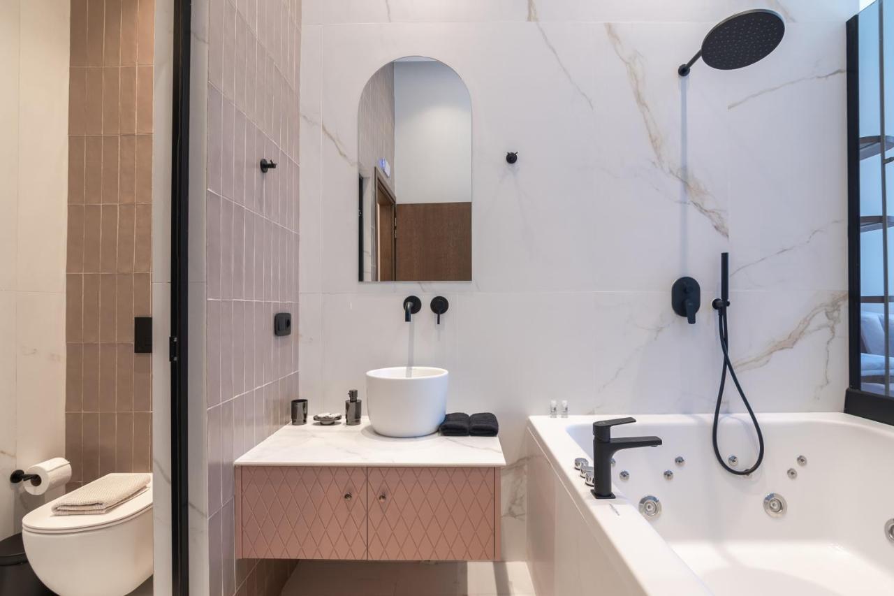 Omma Suites 레팀노 외부 사진