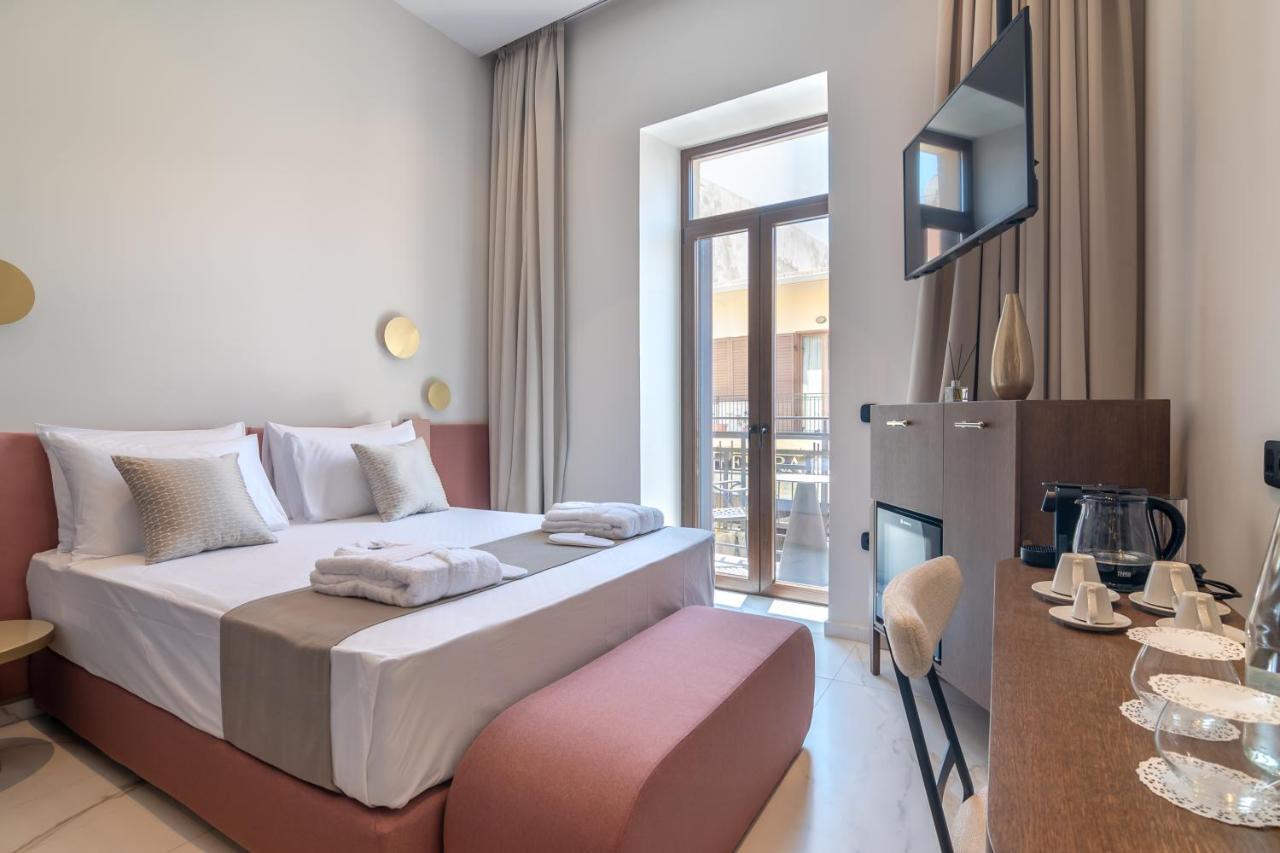 Omma Suites 레팀노 외부 사진