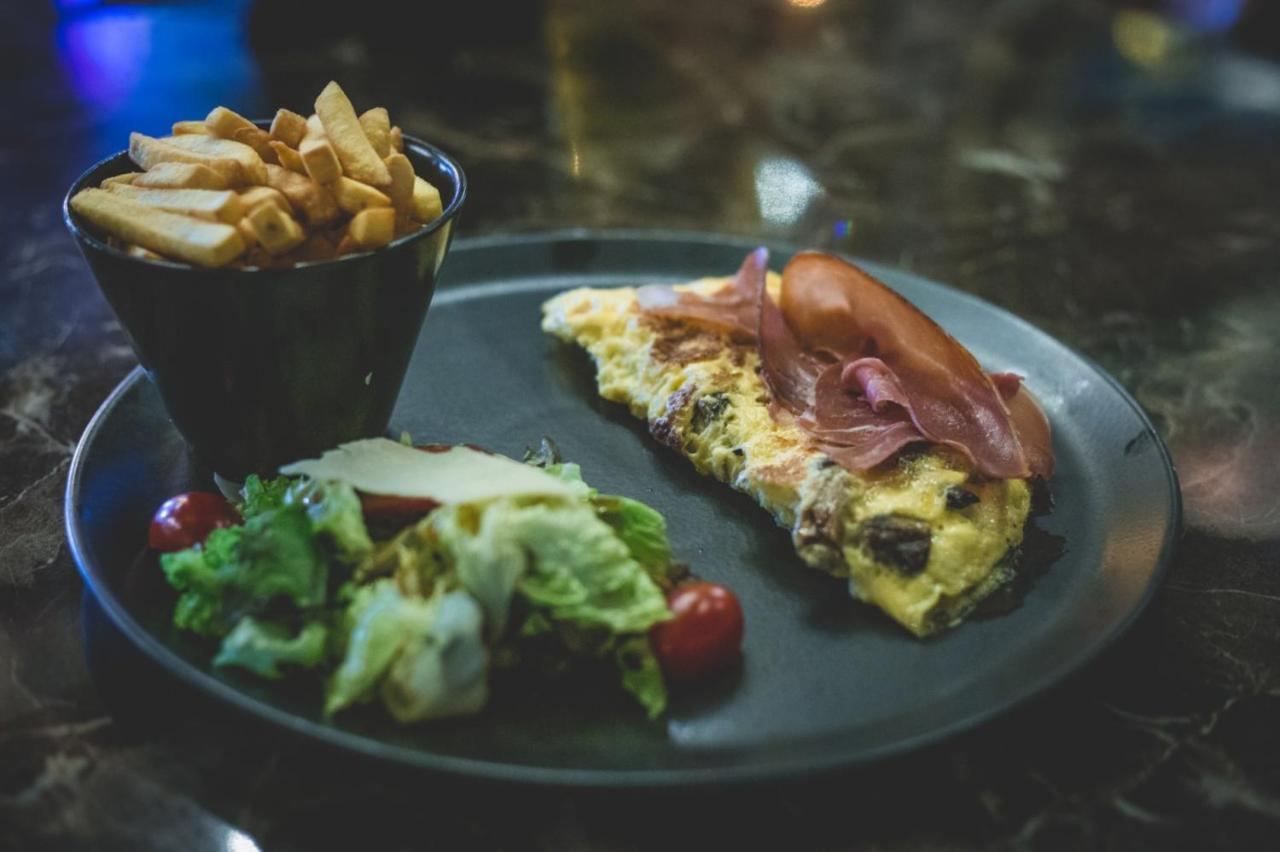Omma Suites 레팀노 외부 사진